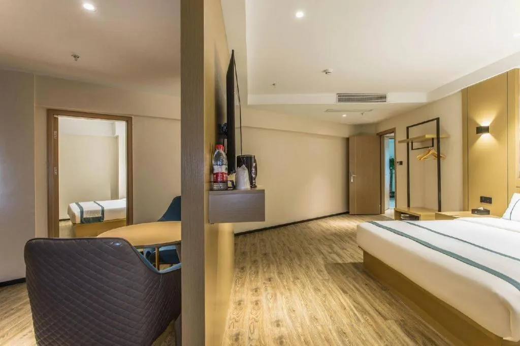 Bed in City Comfort Inn Liuzhou Liucheng