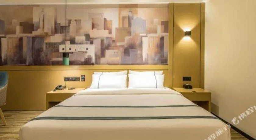 Bed in City Comfort Inn Liuzhou Liucheng
