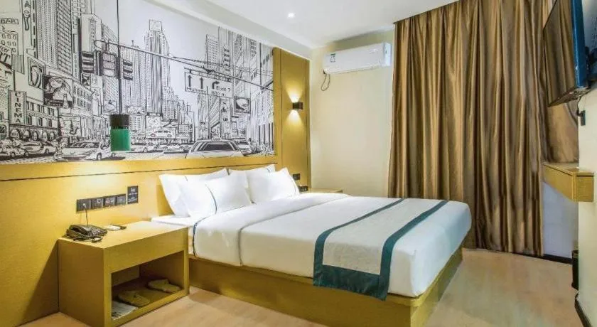 Bed in City Comfort Inn Liuzhou Liucheng