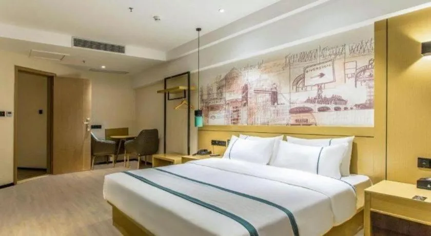 Bed in City Comfort Inn Liuzhou Liucheng