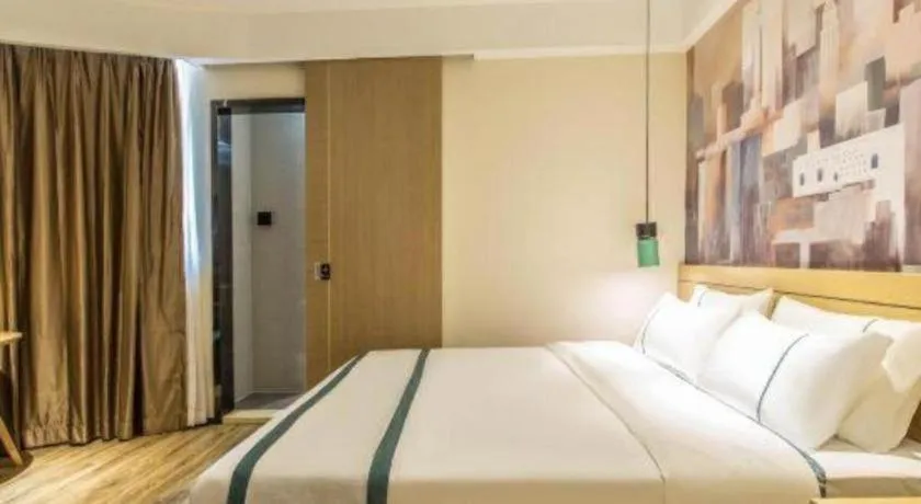 Bed in City Comfort Inn Liuzhou Liucheng