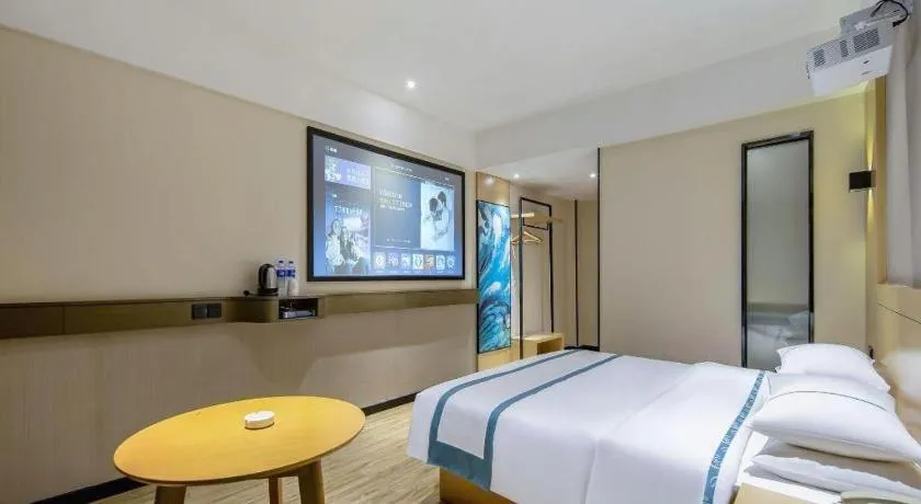 Bed in City Comfort Inn Liuzhou Longtan Park Ma'anshan Baiyun