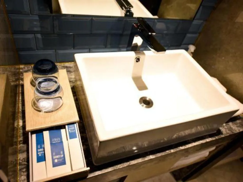 Echarm Hotel Kunming High-speed Railway South Station Chunrong Street Metro Station