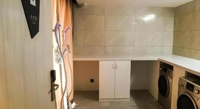 Echarm Hotel Kunming High-speed Railway South Station Chunrong Street Metro Station