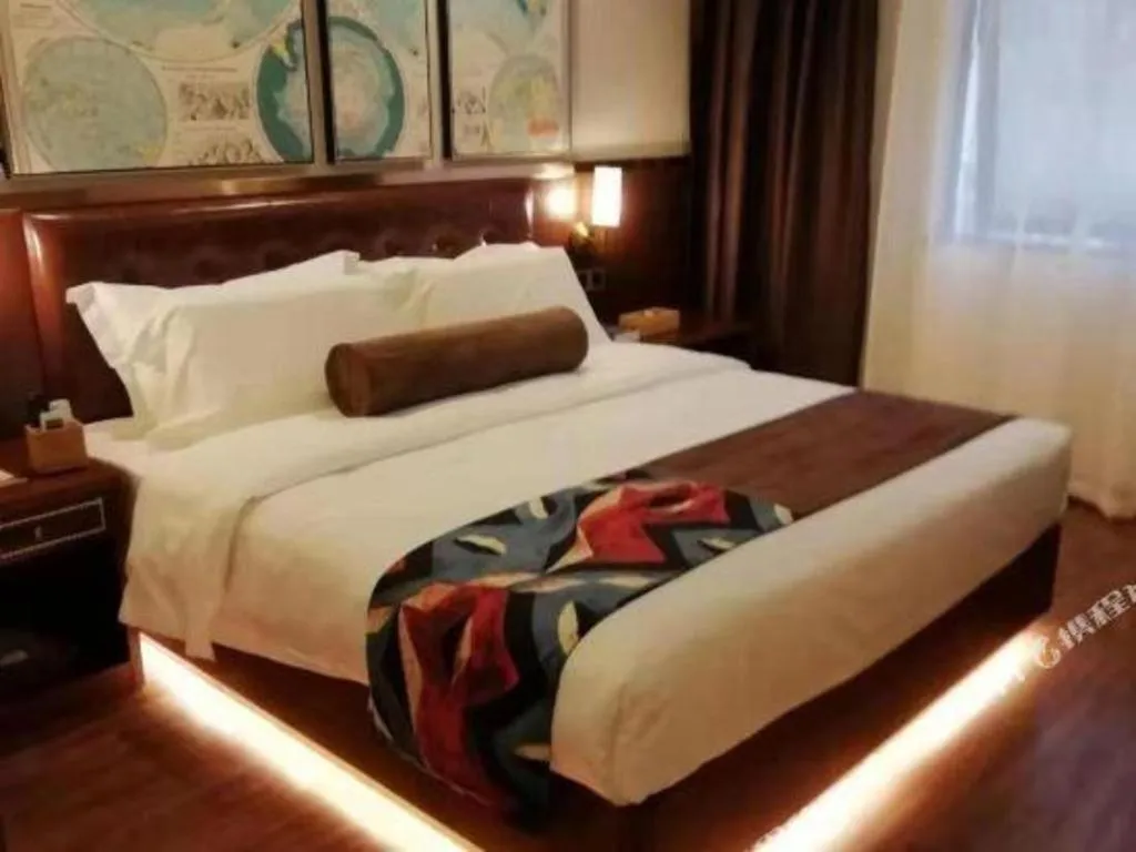 Bed in James Joyce Coffetel Guilin Railway Station Xiangbi Mountain Liangjiang Sihu Wharf