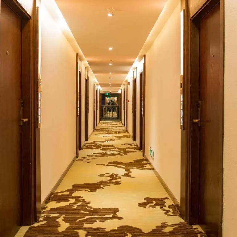 James Joyce Coffetel Guilin Railway Station Xiangbi Mountain Liangjiang Sihu Wharf