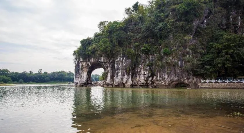 James Joyce Coffetel Guilin Railway Station Xiangbi Mountain Liangjiang Sihu Wharf