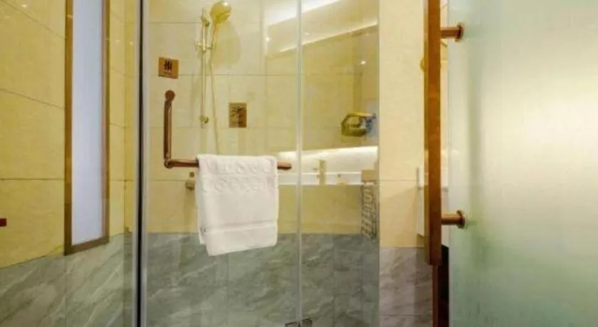 James Joyce Coffetel Guilin Railway Station Xiangbi Mountain Liangjiang Sihu Wharf