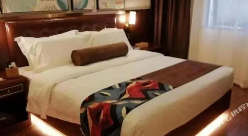 Bed in James Joyce Coffetel Guilin Railway Station Xiangbi Mountain Liangjiang Sihu Wharf