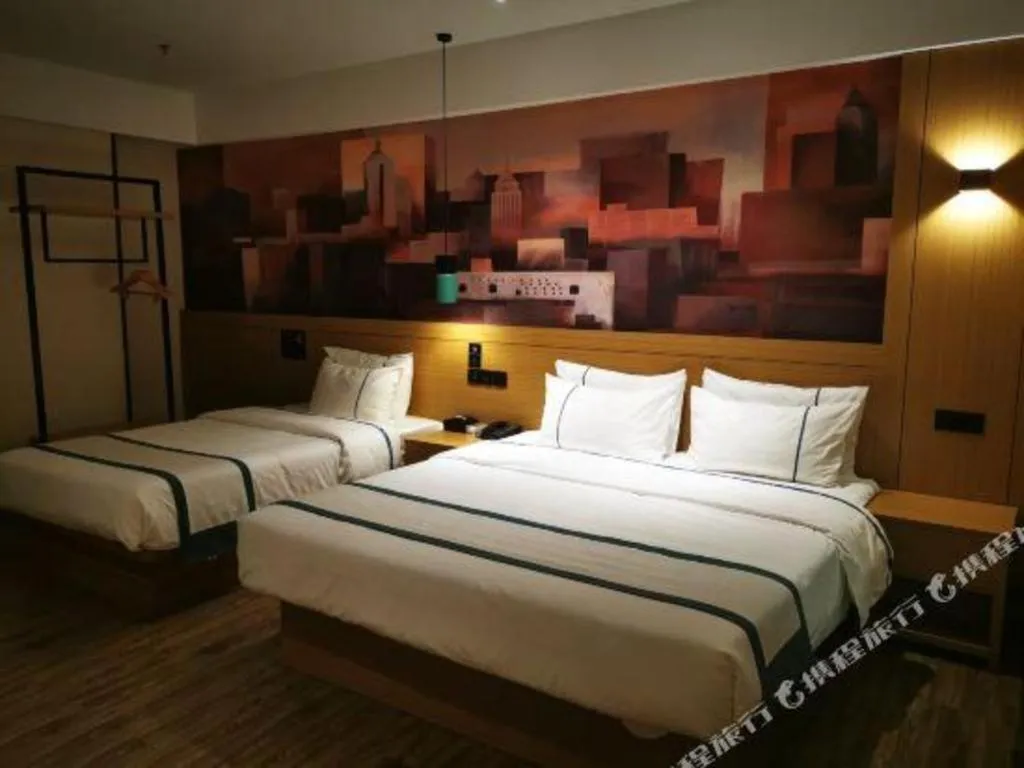 Bed in City Comfort Inn Foshan Sanshui Datang