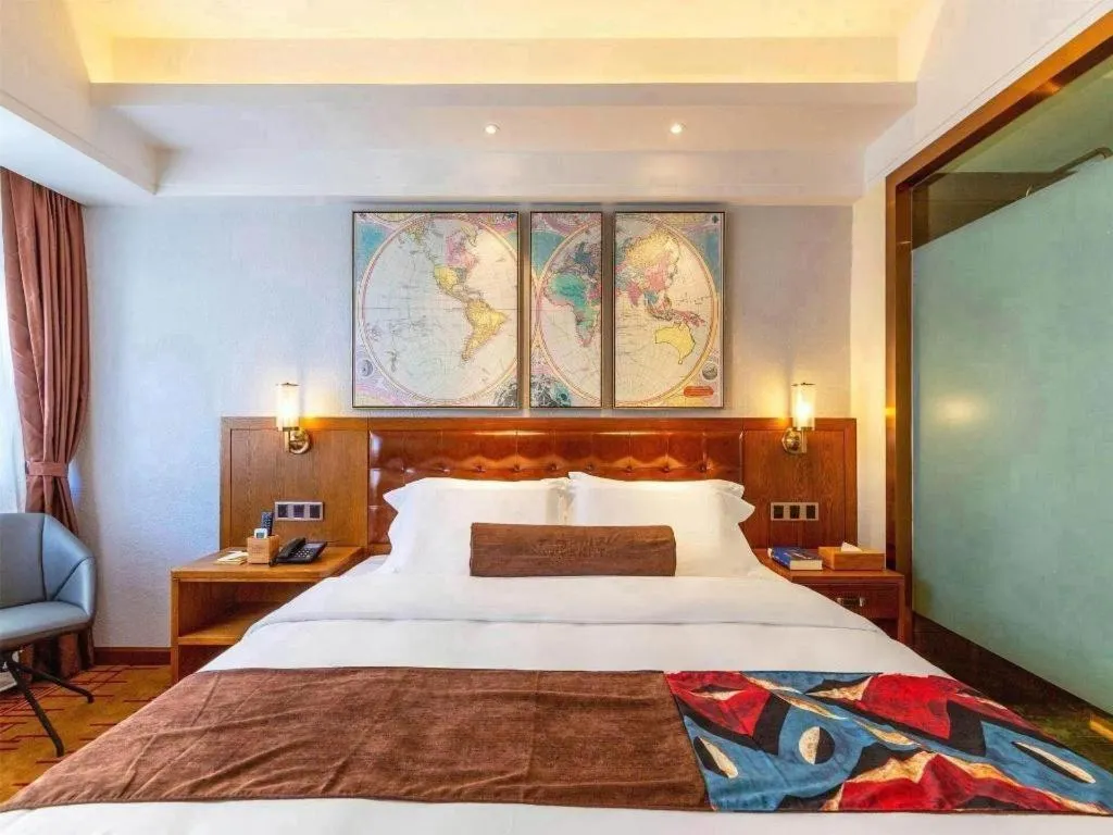 Bed in James Joyce Coffetel Kunming Railway Station Huancheng Nan Road Metro Station