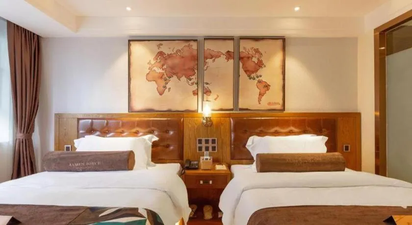 Bed in James Joyce Coffetel Kunming Railway Station Huancheng Nan Road Metro Station