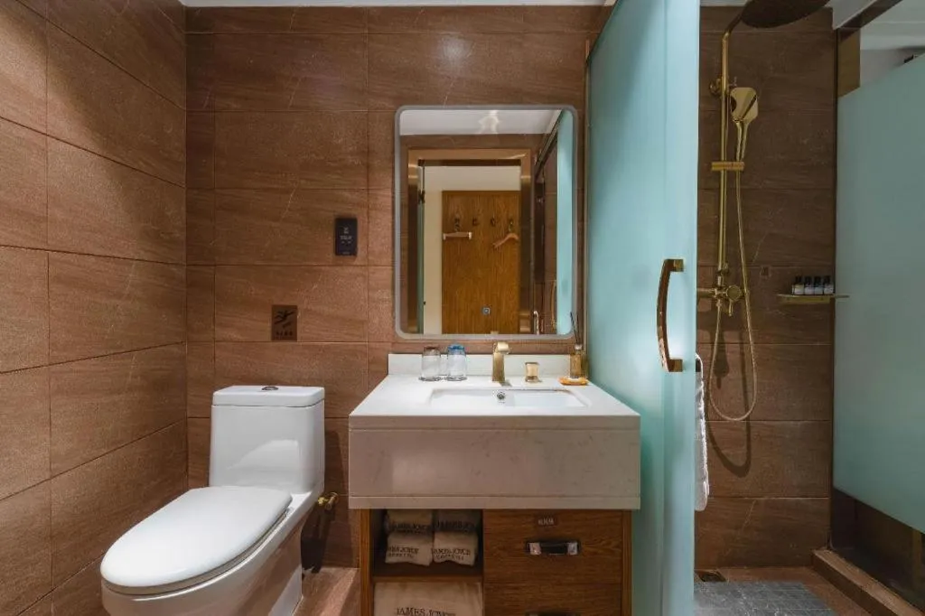 James Joyce Coffetel Kunming Railway Station Huancheng Nan Road Metro Station