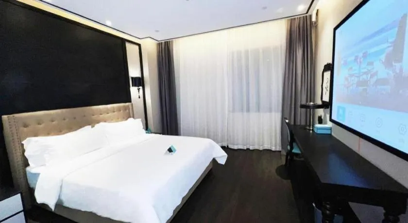 Bed in Xana Hotelle Guangzhou Luogang Science City Huangpi Metro Station