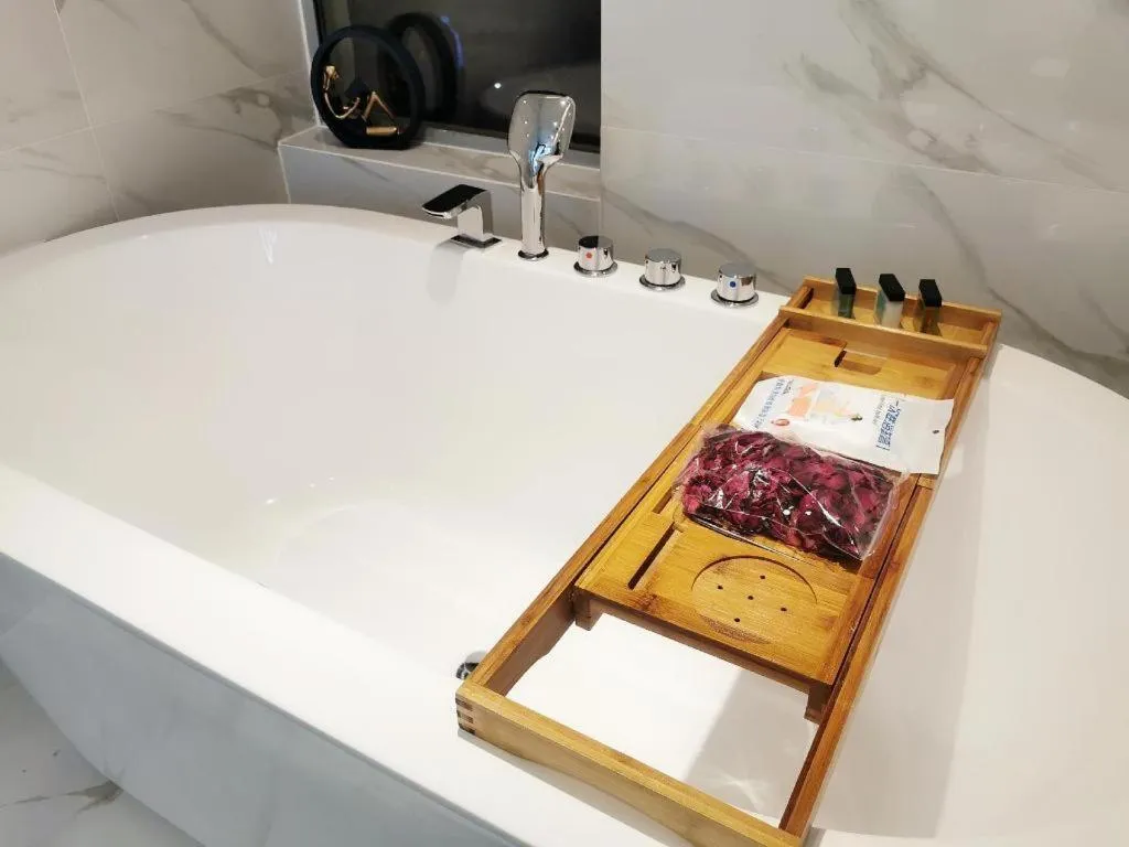 Xana Hotelle Guangzhou Luogang Science City Huangpi Metro Station