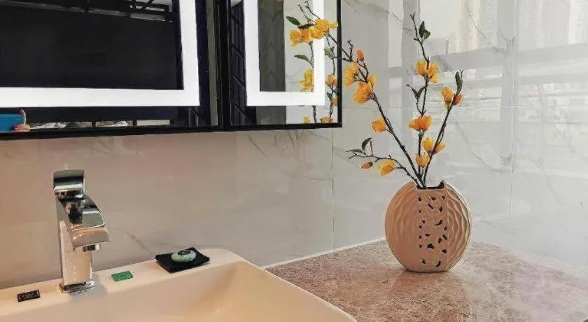 Xana Hotelle Guangzhou Luogang Science City Huangpi Metro Station