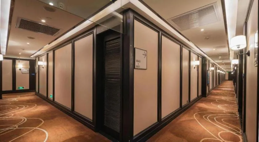 Xana Hotelle Guangzhou Luogang Science City Huangpi Metro Station