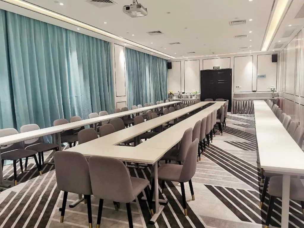 Xana Hotelle Guangzhou Luogang Science City Huangpi Metro Station