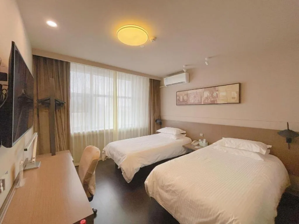 Bed in Jinjiang Inn Select Shihezi East Ring Road