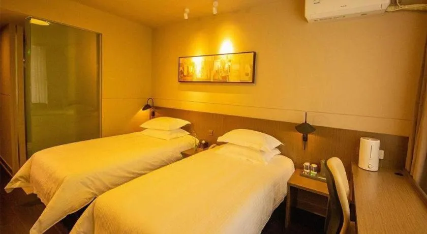 Bed in Jinjiang Inn Select Shihezi East Ring Road