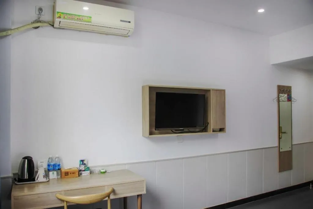 Pai Hotel Xuzhou Railway Station