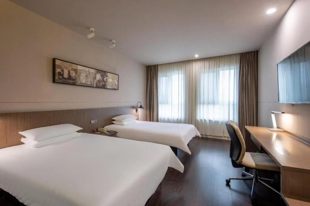 Bed in Jinjiang Inn Select Heze Wanxiang Plaza Guiling Road
