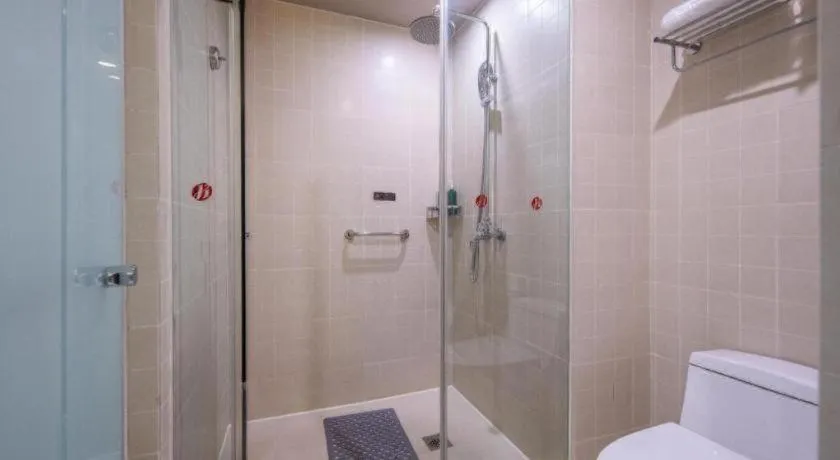 Jinjiang Inn Select Heze Wanxiang Plaza Guiling Road