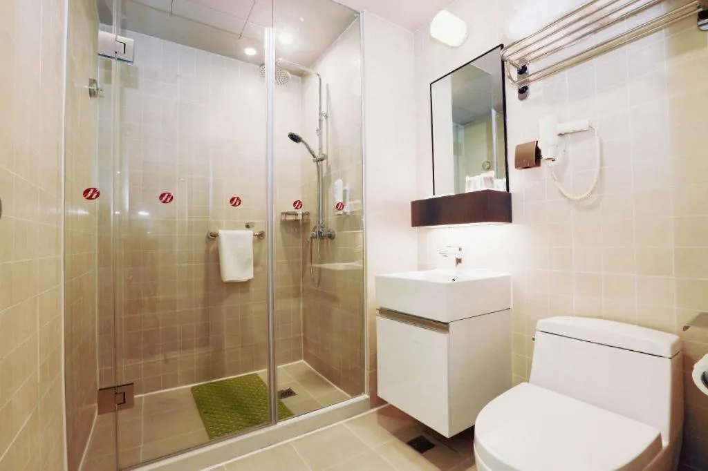 Jinjiang Inn Select Heze Wanxiang Plaza Guiling Road