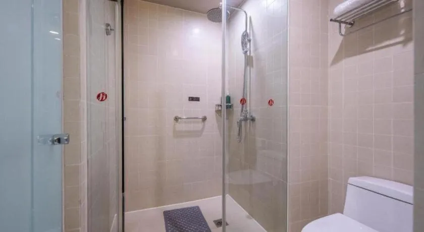 Jinjiang Inn Select Heze Wanxiang Plaza Guiling Road