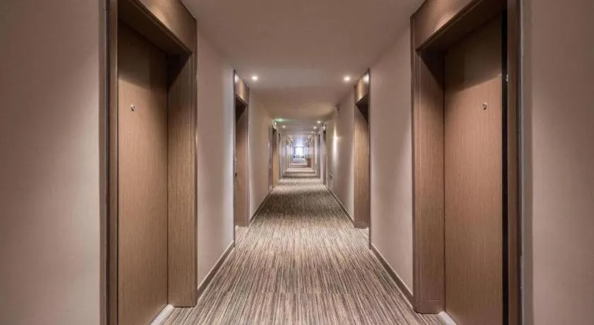 Jinjiang Inn Select Heze Wanxiang Plaza Guiling Road