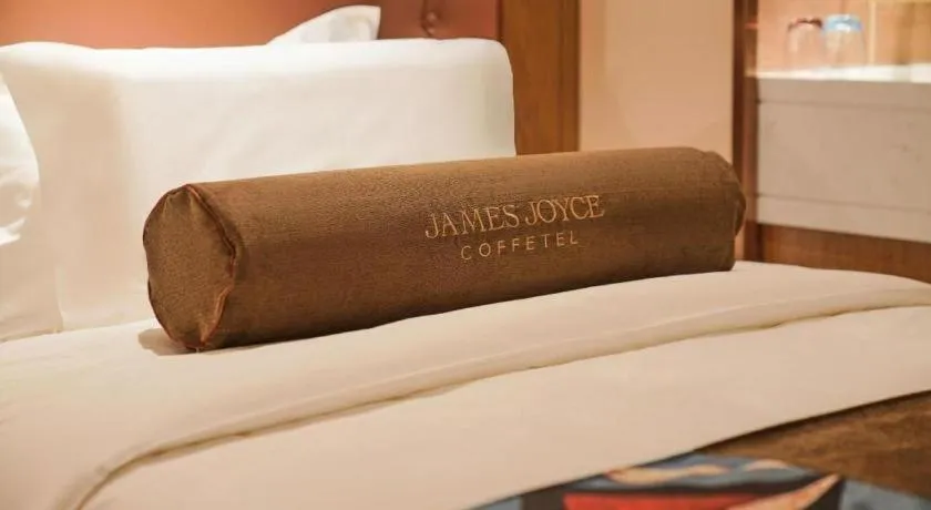 Bed in James Joyce Coffetel Beijing Tongzhou Guoyuan Metro Station