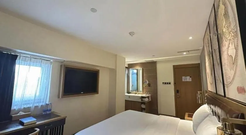 Bed in James Joyce Coffetel Beijing Tongzhou Guoyuan Metro Station