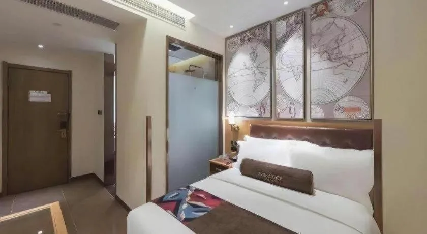 Bed in James Joyce Coffetel Beijing Tongzhou Guoyuan Metro Station