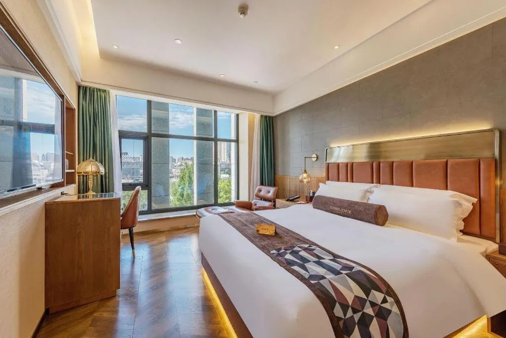 Bed in James Joyce Coffetel Tianjing First Central Hospital Nankai University