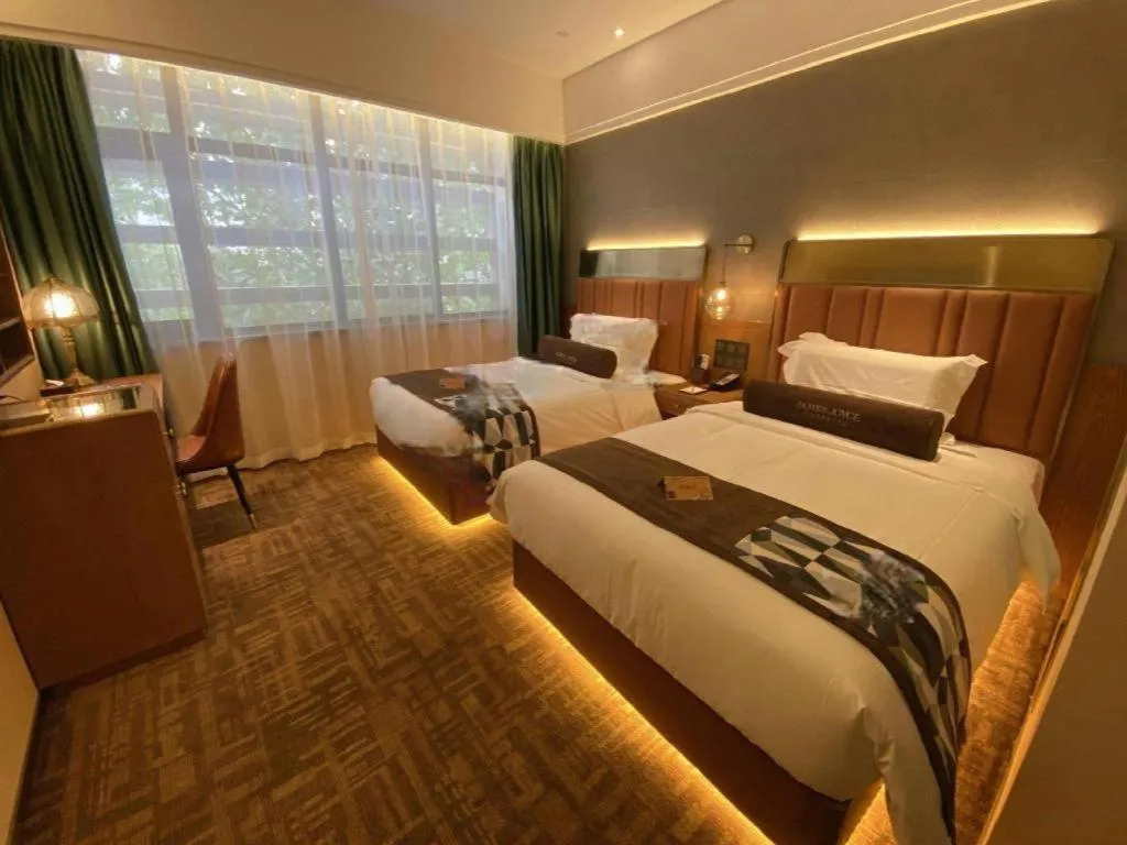 Bed in James Joyce Coffetel Tianjing First Central Hospital Nankai University