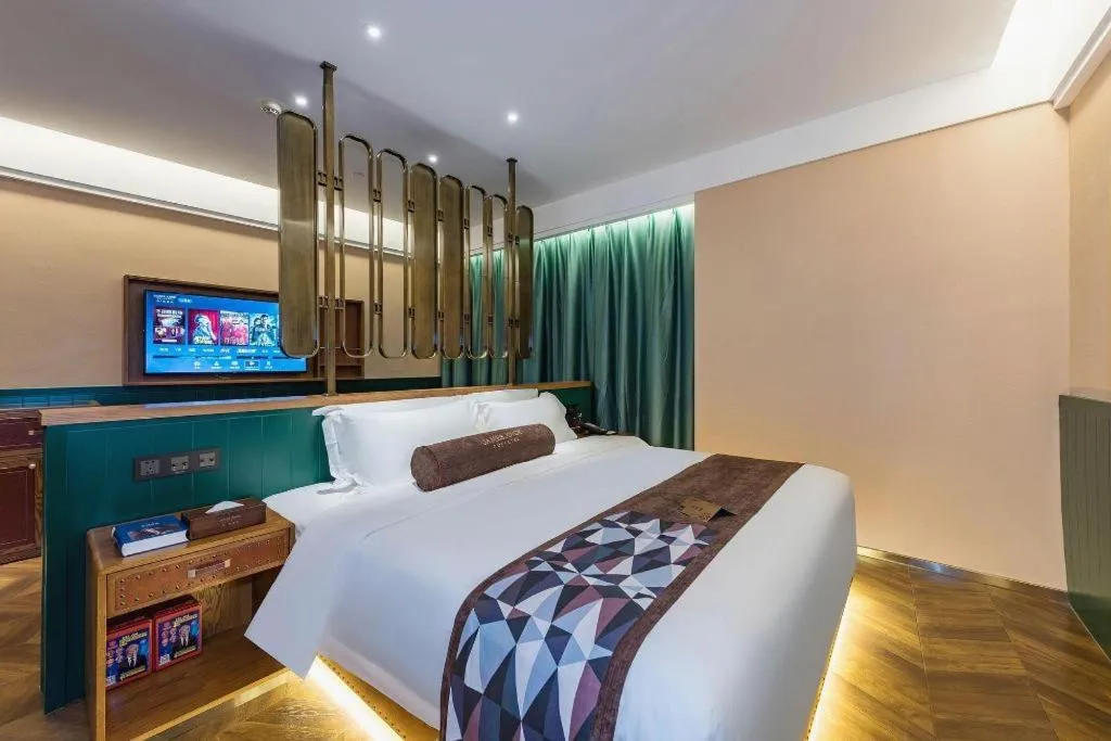 Bed in James Joyce Coffetel Tianjing First Central Hospital Nankai University