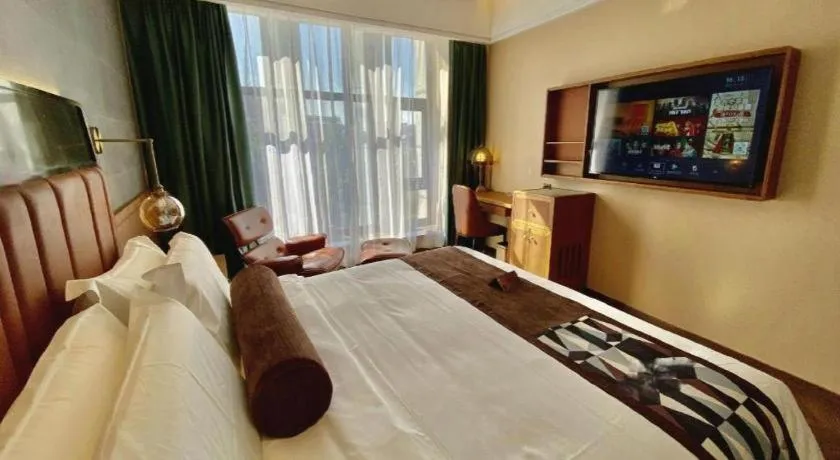 Bed in James Joyce Coffetel Tianjing First Central Hospital Nankai University