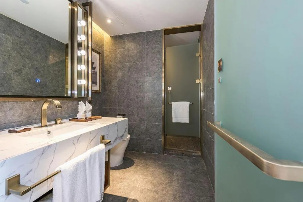 James Joyce Coffetel Tianjing First Central Hospital Nankai University