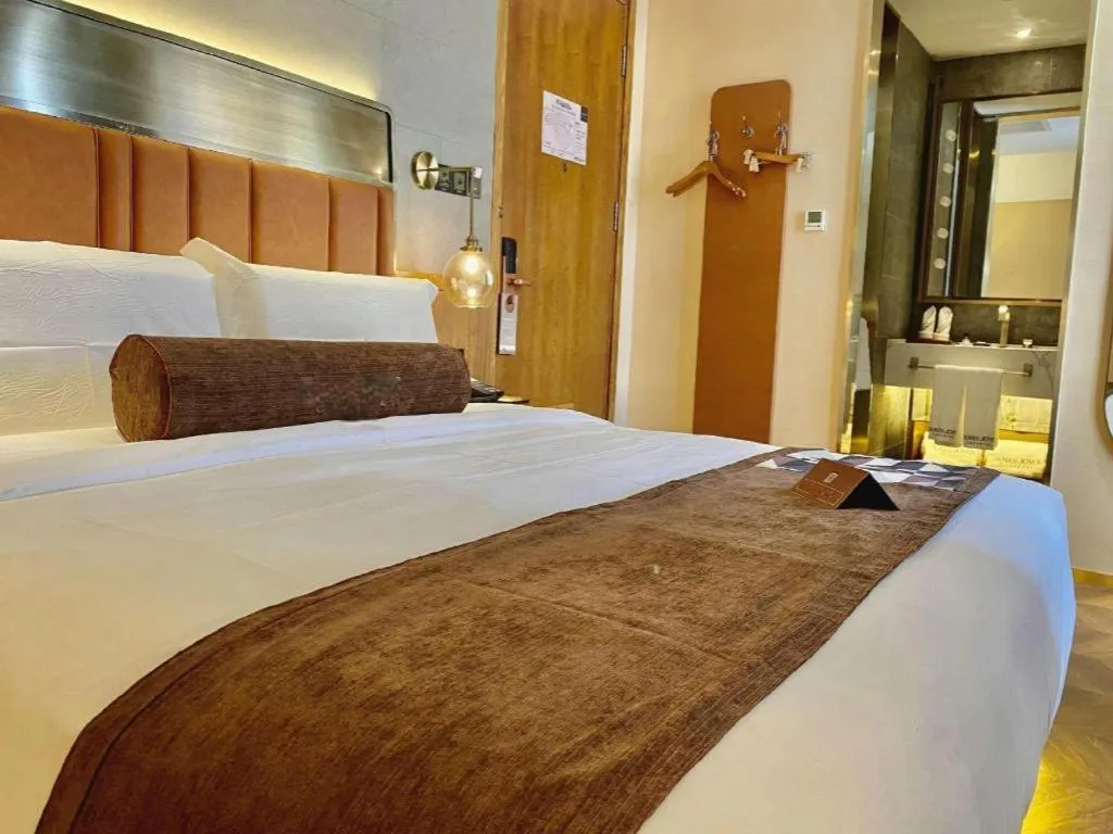 Bed in James Joyce Coffetel Tianjing First Central Hospital Nankai University