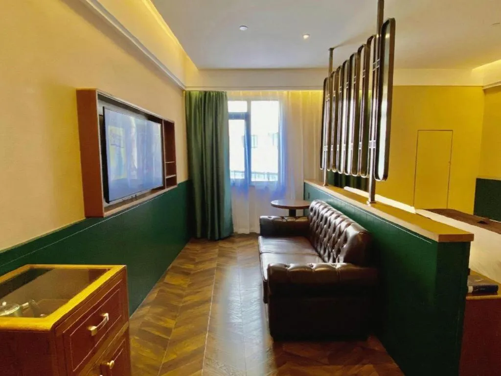 James Joyce Coffetel Tianjing First Central Hospital Nankai University