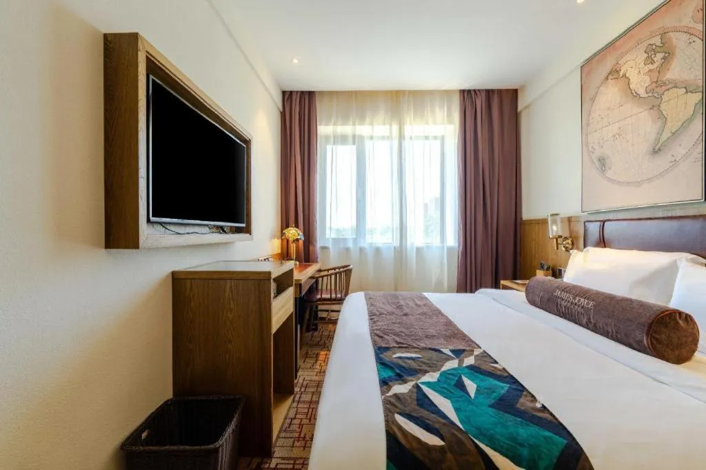 Bed in James Joyce Coffetel Beijing Yizhuang Development Zone Chicheng Times Square