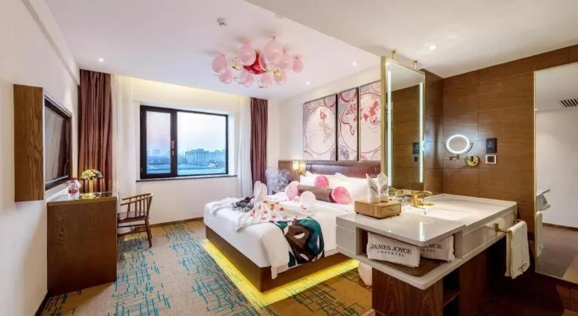 Bed in James Joyce Coffetel Beijing Yizhuang Development Zone Chicheng Times Square