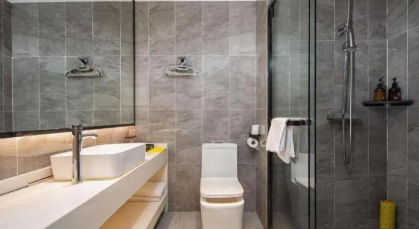 IU Hotel Xianning Railway Station