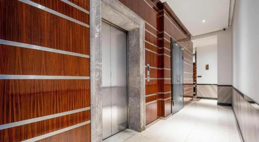 IU Hotel Xianning Railway Station