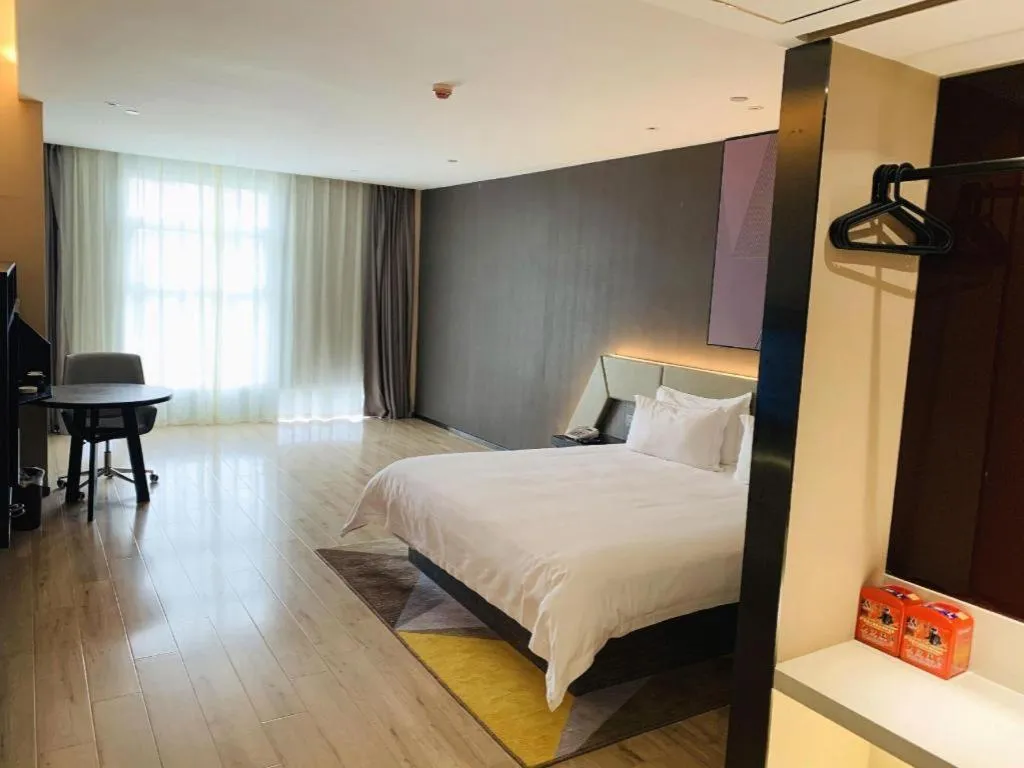 Bed in IU Hotel Lanzhou New District Airport Ruiling International