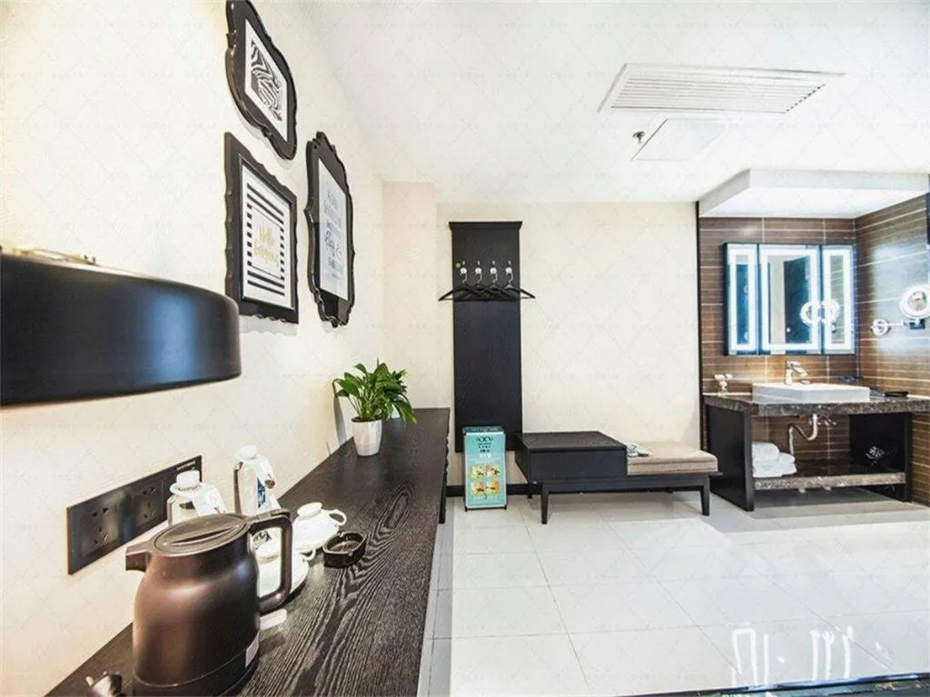 Xana Hotelle Jinan Wuanfu Interchange Huafu International Square