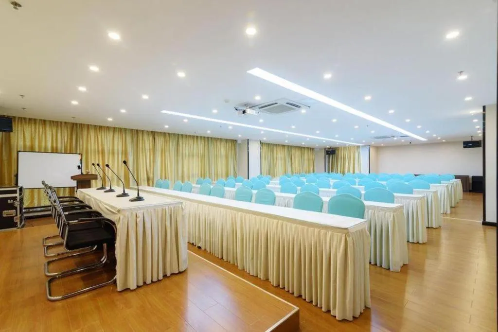 Xana Hotelle Jinan Wuanfu Interchange Huafu International Square