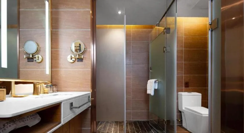 James Joyce Coffetel Luoyang Longmen High-speed Railway Station Baolong Plaza