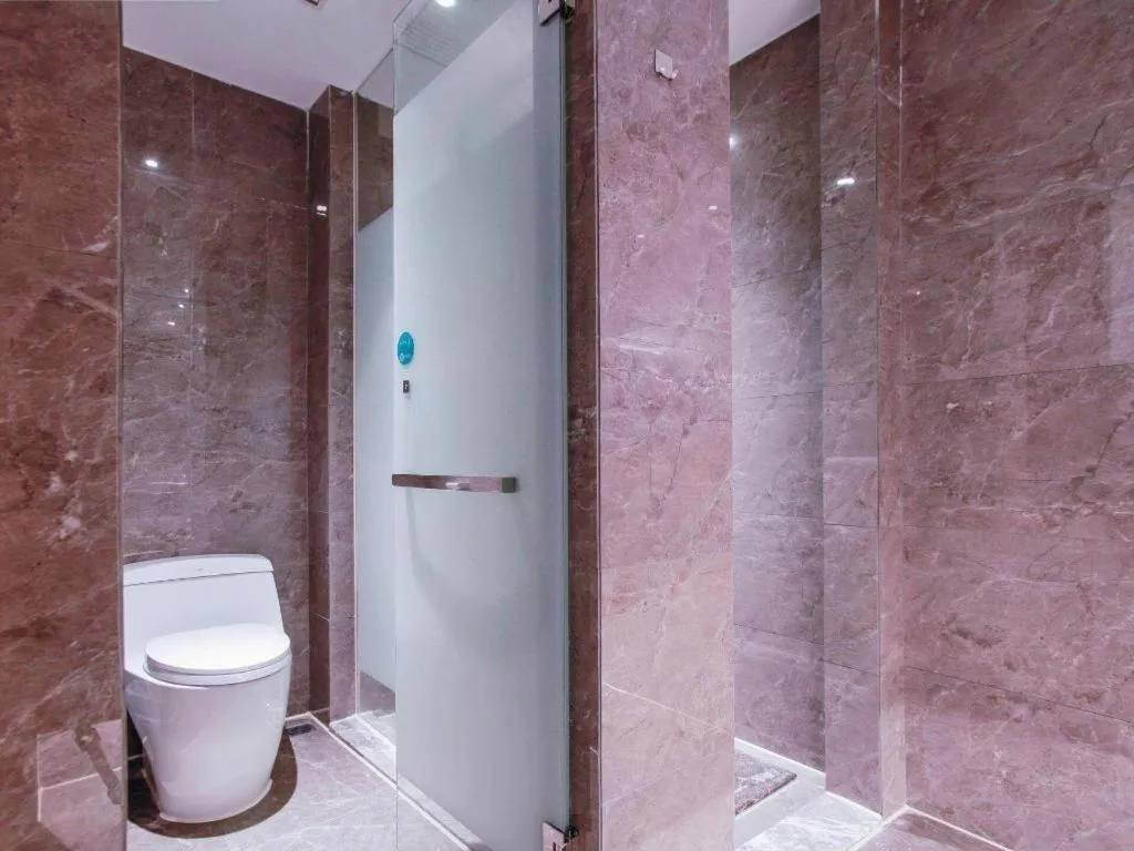 Xana Lite Huizhou Railway Station