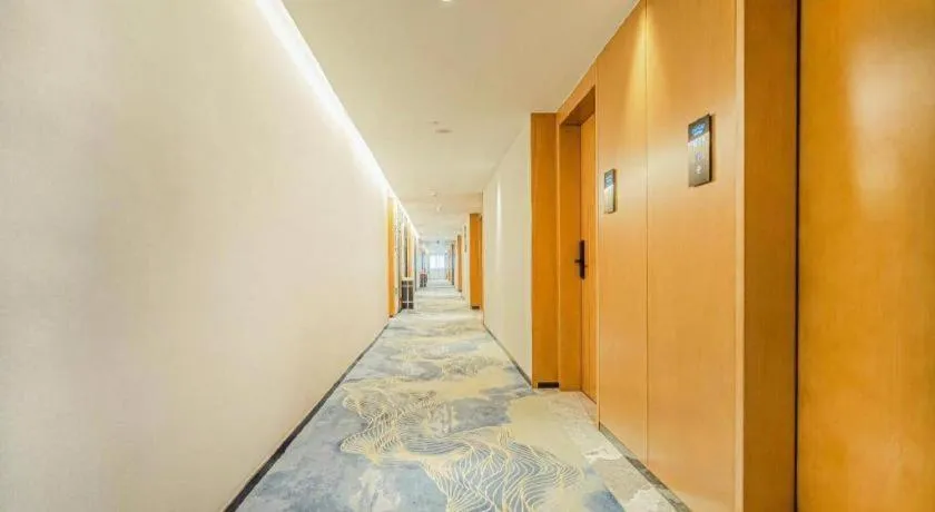 Xana Lite Huizhou Railway Station